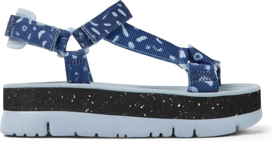 Camper Verhoog je zomerse stijl met Oruga Up Sandalen Blue Dames