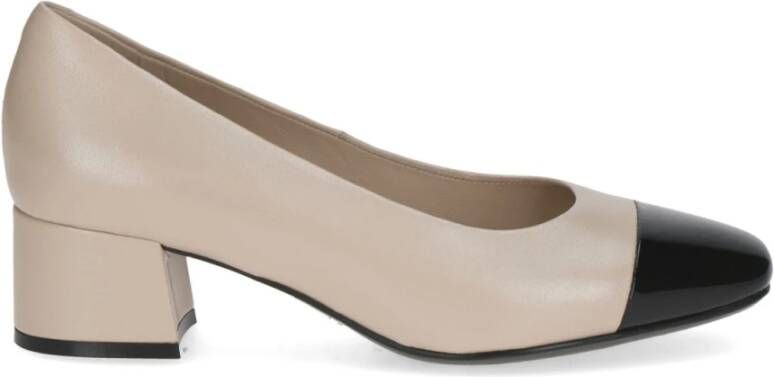 Caprice Elegante Beige Gesloten Zakelijke Schoenen