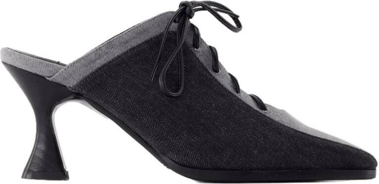 Carel Canvas Korset Sandalen in Zwart