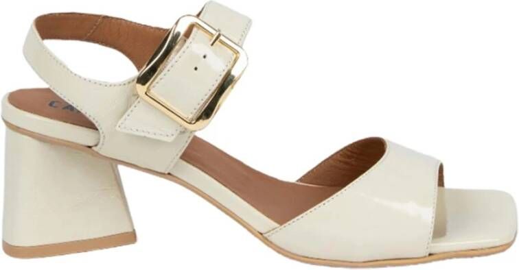 Carmens Beige Geborsteld Leren Sandalen Beige Dames