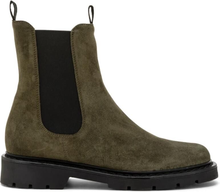 Car s Brit Beat Chelsea Boot