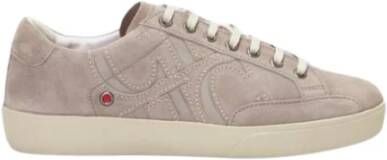 Carolina Herrera Suède sneakers met initialenborduursel