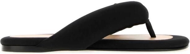 Carven Satijnen Teenslippers