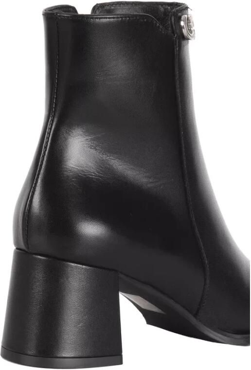 Casadei Shoes - Foto 2