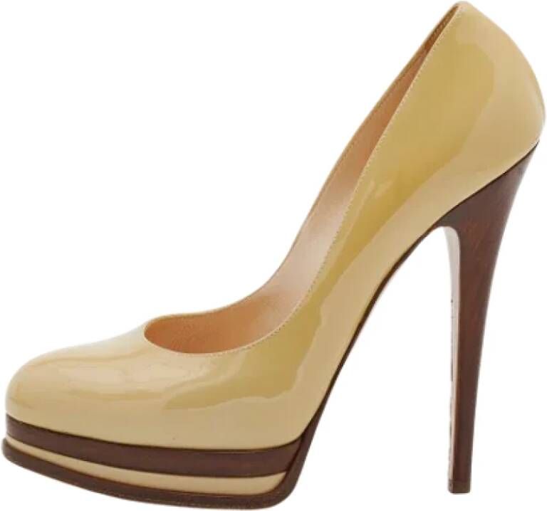 Casadei Pre-owned Leather heels Beige Dames