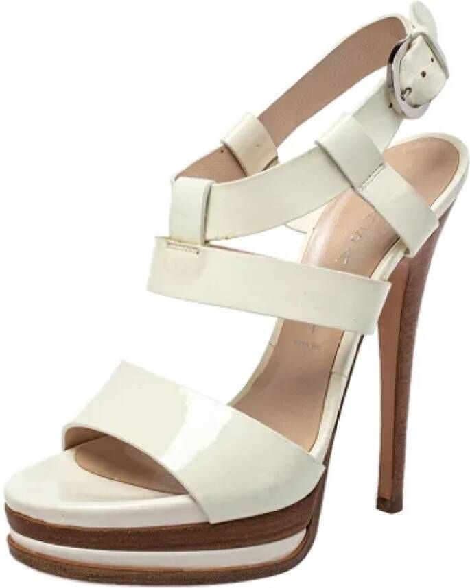 Casadei Pre-owned Leather sandals White Dames