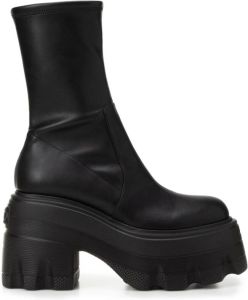 Casadei Zwarte stretch enkellaarzen met tankstijl zool Zwart Dames