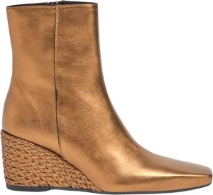 Castañer Elegante leren enkellaars in antiek goud Geel Dames