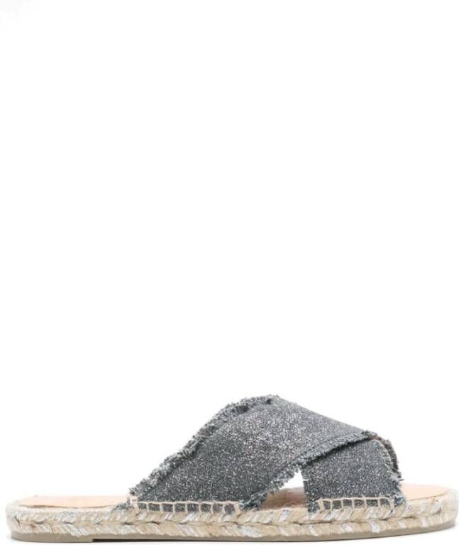 Castañer Grijze Sandalen met Kruisband Detail