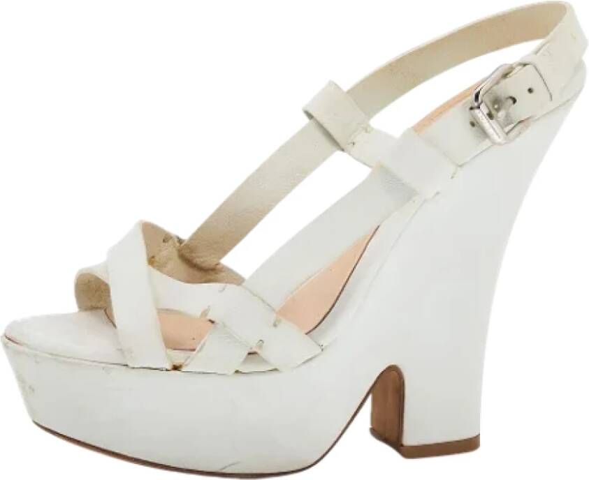 Celine Vintage Pre-owned Leather sandals White Dames