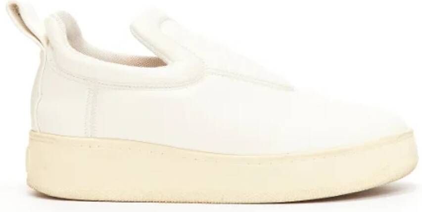 Celine Vintage Pre-owned Leather sneakers Beige Dames