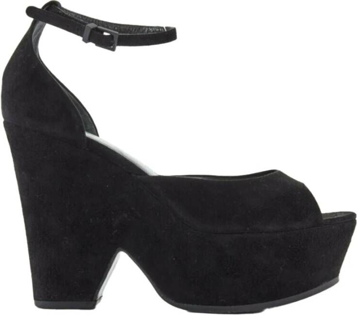 Celine Vintage Tweedehands sandalen met open neus platformwedgehak en enkelband