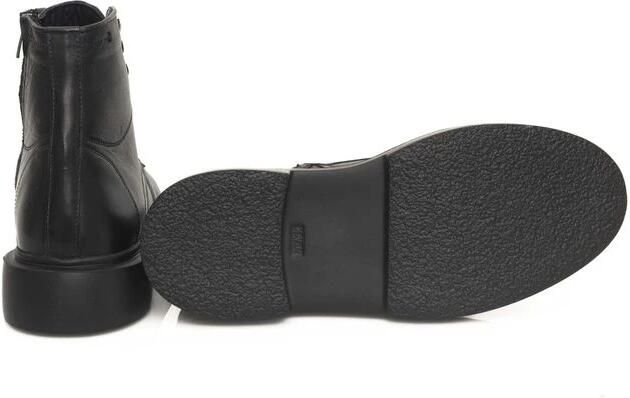 Cerruti 1881 Leren laarzen met rubberen zool en brede hak Black Heren