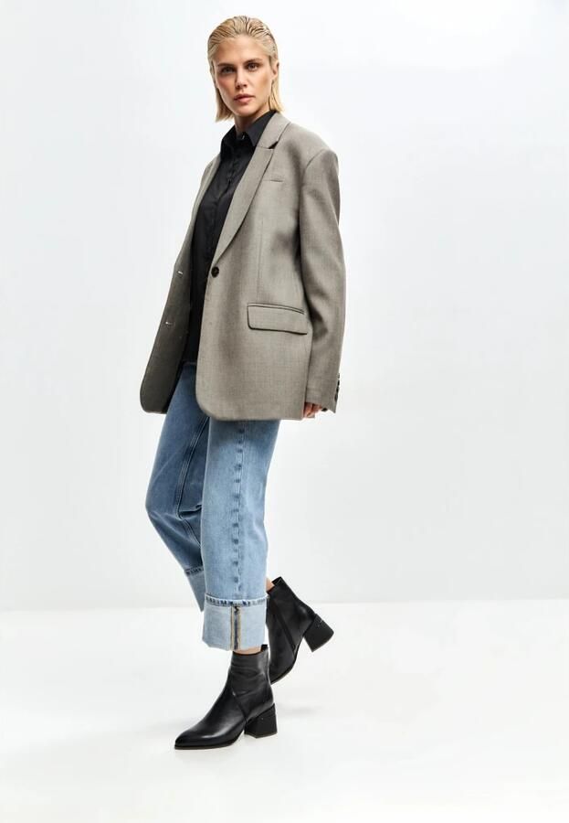 Cesare Gaspari Gebeeldhouwde Verfijning Enkellaarzen