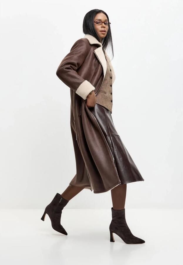 Cesare Gaspari Sculpted Sleek-Heel Ankle Boot