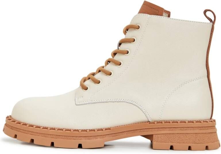 Cesare Gaspari Leren Veterschoenen Enkellaarsjes Off White