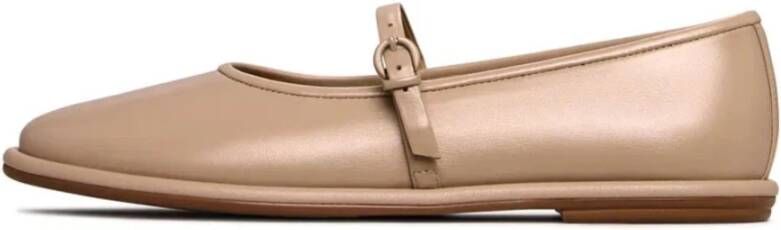 Cesare Gaspari Tijdloze elegantie Mary Jane platte schoenen Beige