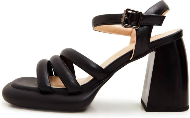 Cesare Gaspari Zwarte blokhak sandalen Black Dames