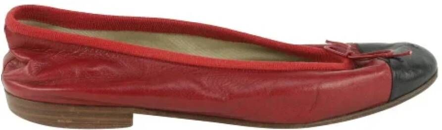 Chanel Vintage Leren Ballerina`s Tweedehands Platte Schoenen Red Dames