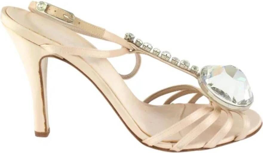 Chanel Vintage Luxe Satijnen Hakken Yellow Dames