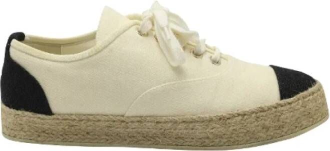 Chanel Vintage Pre-owned Canvas espadrilles White Dames