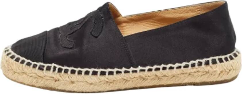 Chanel Vintage Pre-owned Canvas flats Black Dames