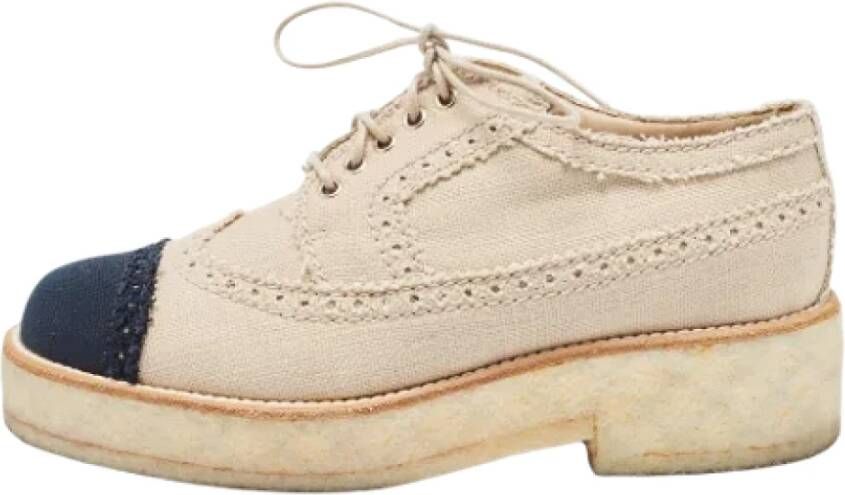 Chanel Vintage Pre-owned Canvas sneakers Beige Dames