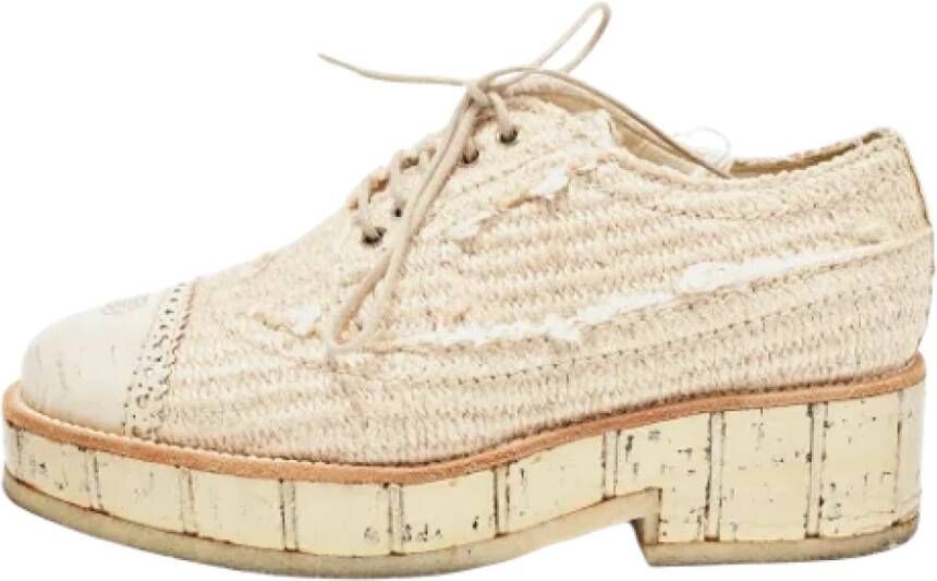 Chanel Vintage Pre-owned Fabric sneakers Beige Dames
