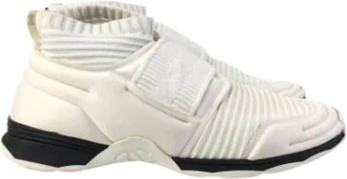 Chanel Vintage Pre-owned Fabric sneakers White Dames