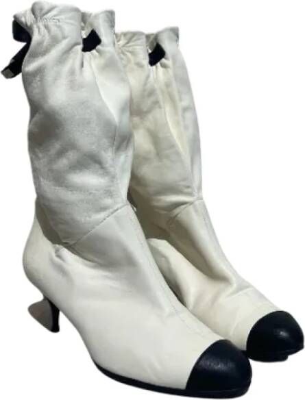 Chanel Vintage Pre-owned Leather boots White Dames