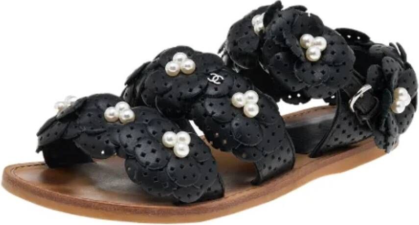 Chanel Vintage Pre-owned Leather flats Black Dames