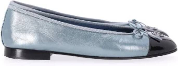 Chanel Vintage Pre-owned Leather flats Blue Dames