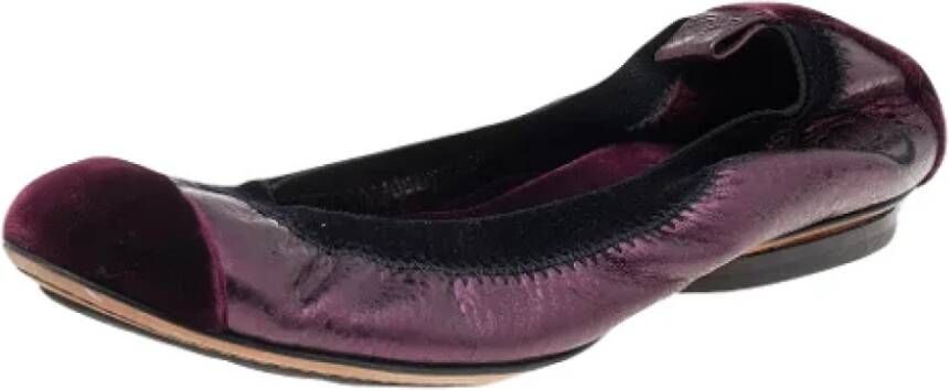Chanel Vintage Pre-owned Leather flats Purple Dames