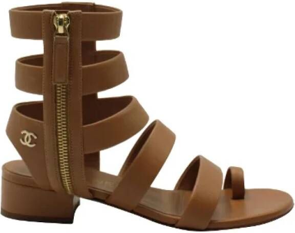Chanel Vintage Pre-owned Leather sandals Brown Dames
