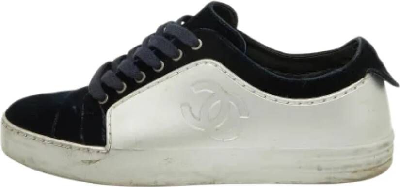 Chanel Vintage Pre-owned Rubber sneakers Gray Dames
