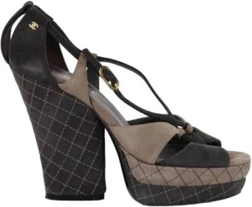 Chanel Vintage Pre-owned Suede heels Gray Dames