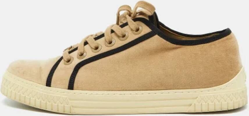 Chanel Vintage Pre-owned Velvet sneakers Beige Dames