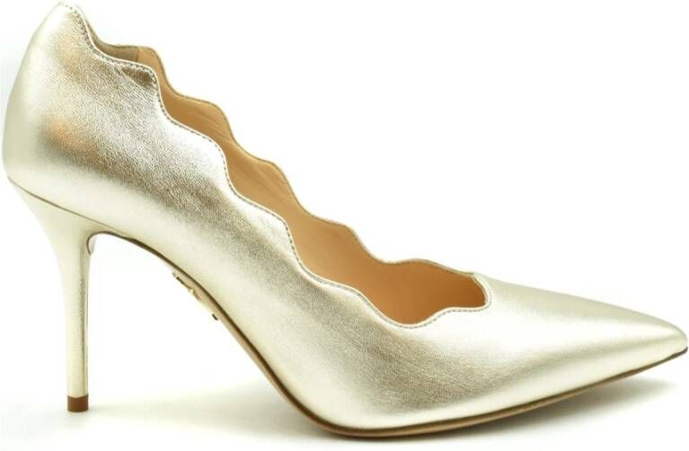 Charlotte Olympia Pumps Geel Dames