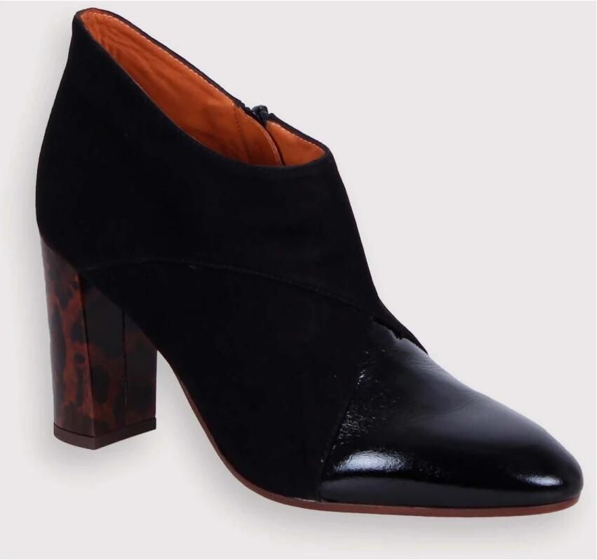 Chie Mihara Etika Enkellaarsjes