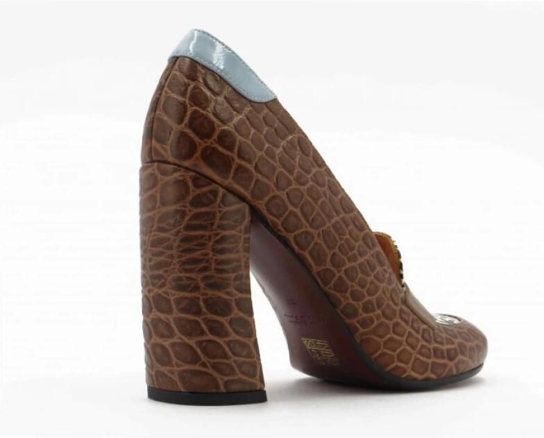 Chie Mihara Leren mocassin met coco print detail