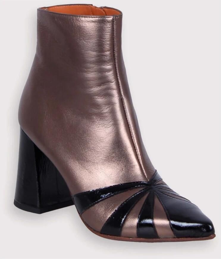 Chie Mihara Ludrik Enkellaarsjes