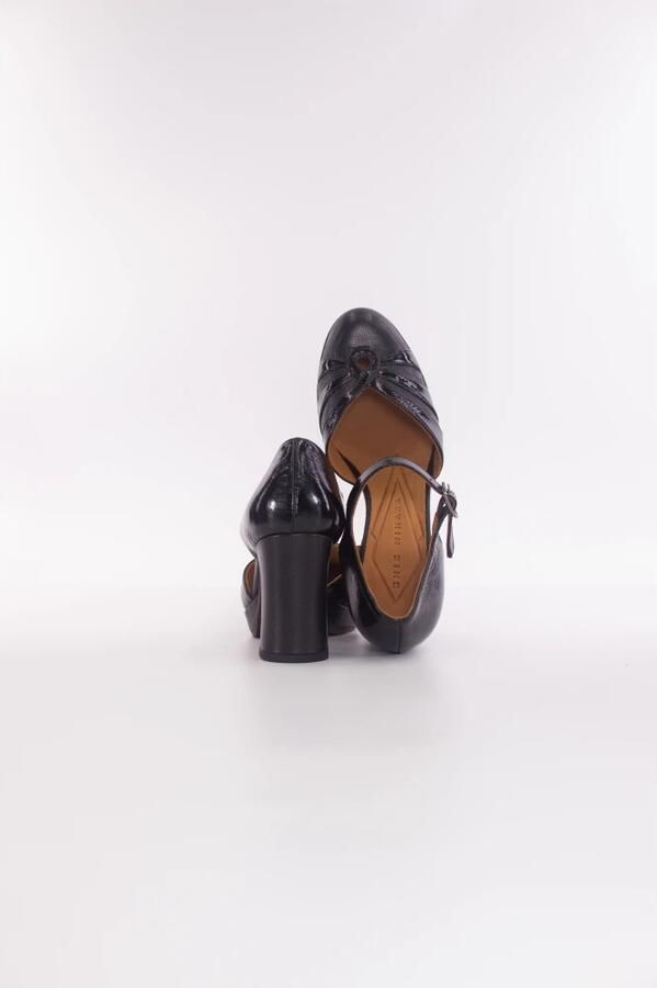 Chie Mihara Pumps met Hak Zwart