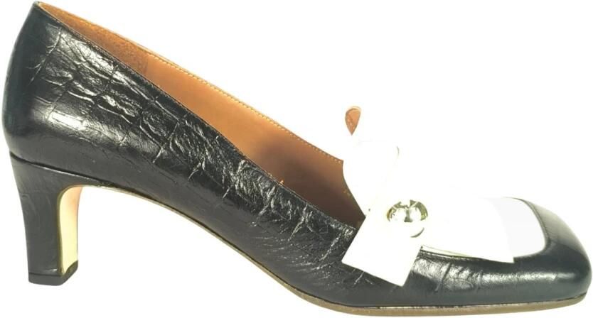 Chie Mihara Shimone Pump