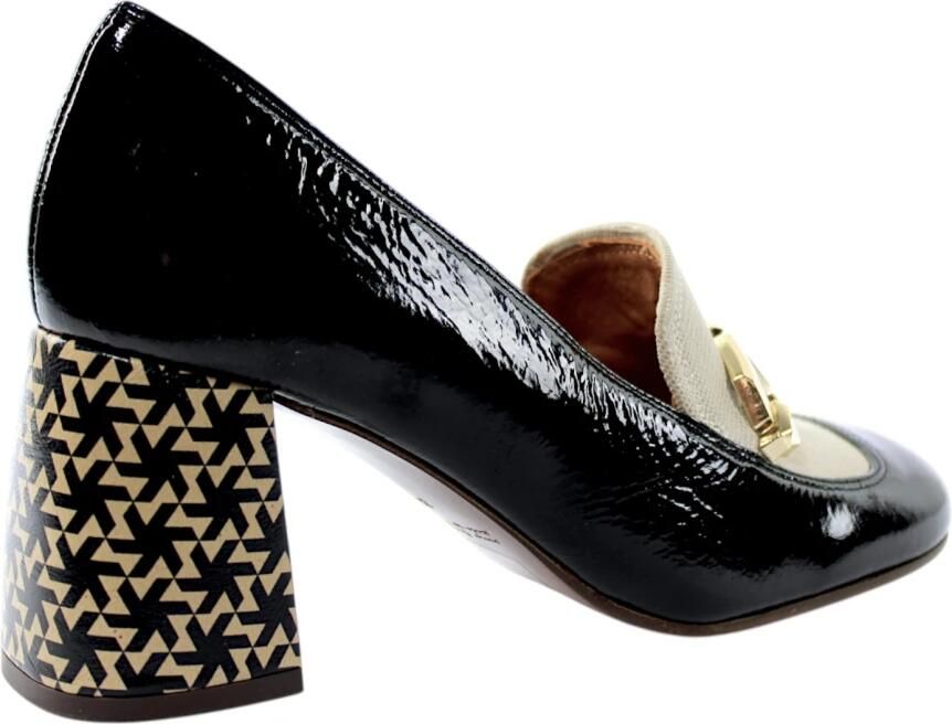 Chie Mihara Sucre Negro Pumps