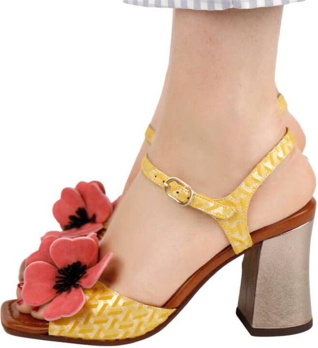 Chie Mihara Pi-Piroca Hoge Hak Sandalen Yellow Dames