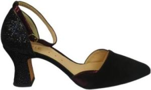 Chie Mihara Verhoog je stijl met deze nauwkeurig vervaardigde pumps Zwart Dames