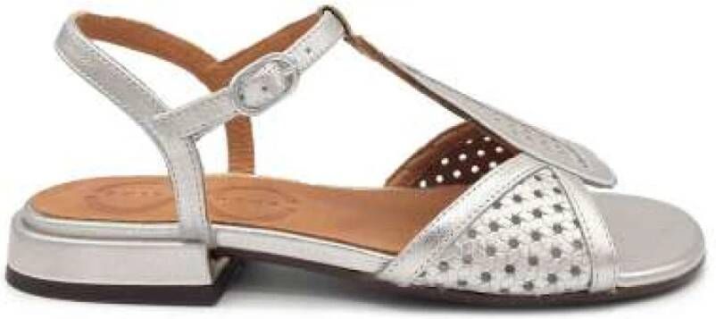 Chie Mihara Zilveren leren sandalen met gespsluiting