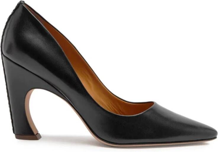 Chloé Zwarte leren puntige pumps