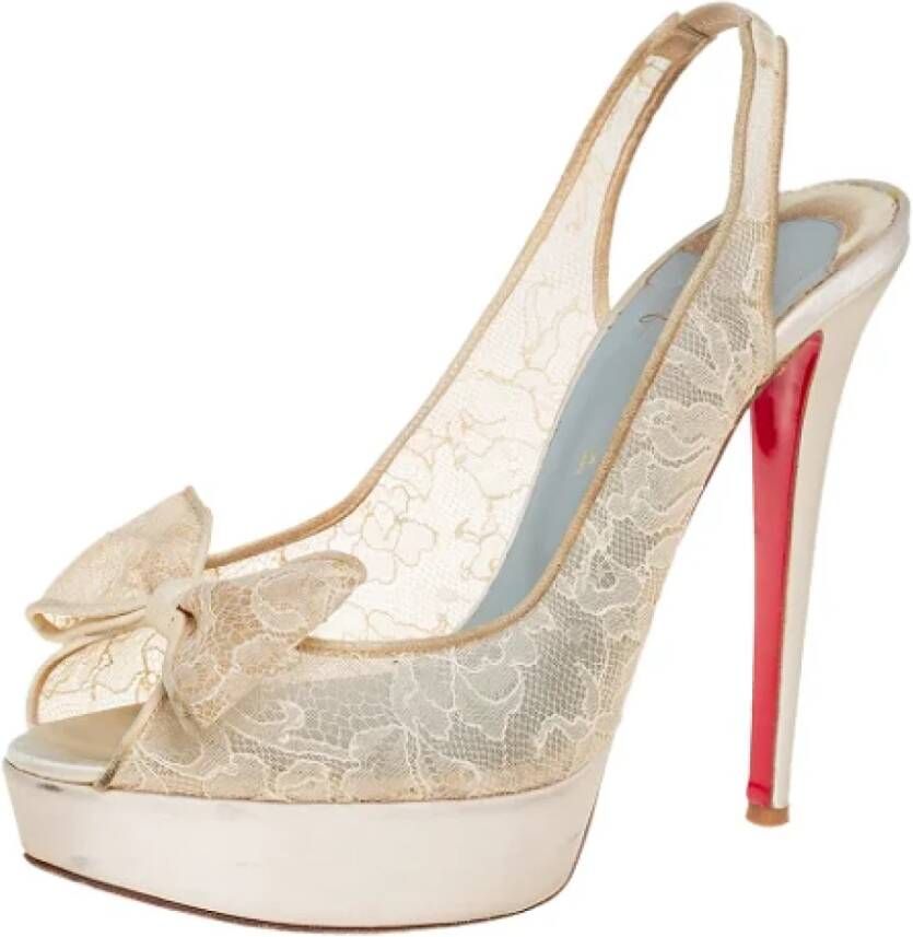 Christian Louboutin Pre-owned Lace sandals Beige Dames