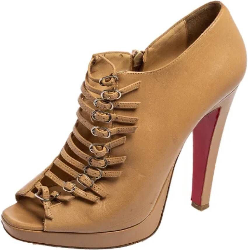 Christian Louboutin Pre-owned Leather boots Beige Dames